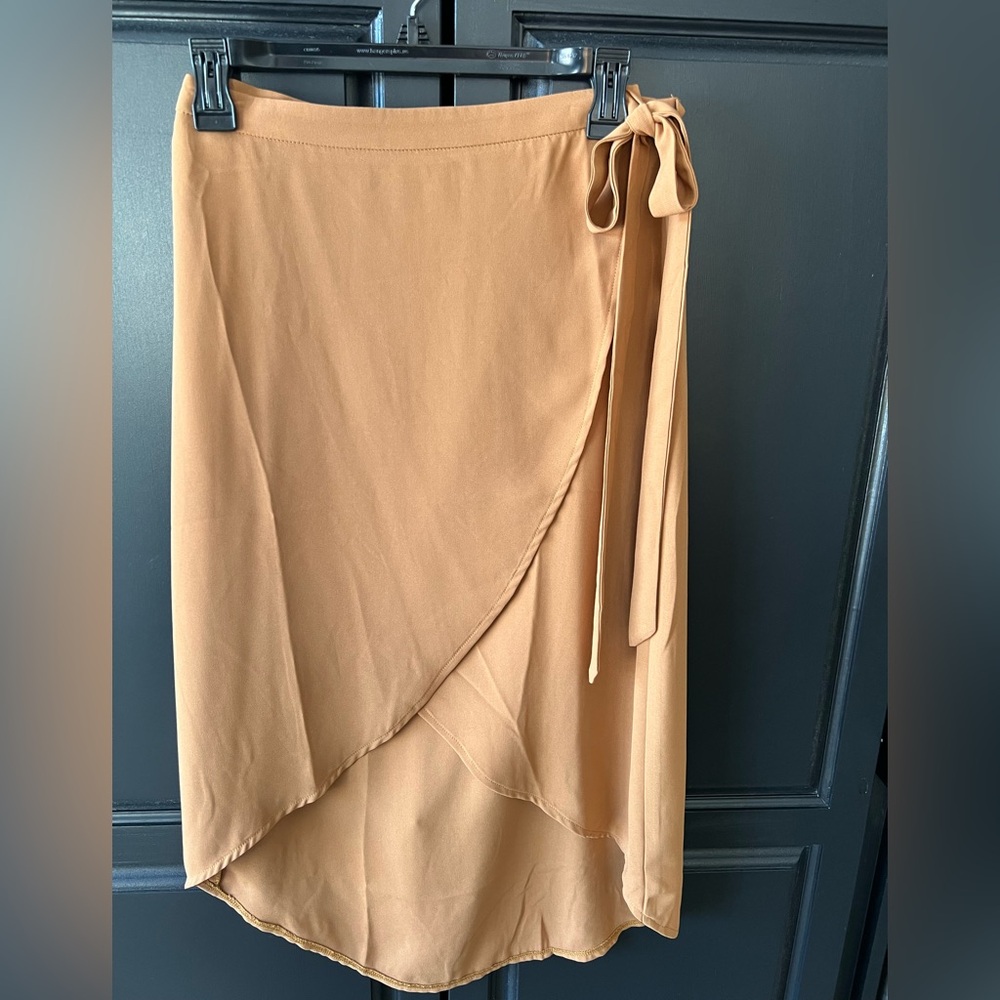 Tobi Tan Wrap Skirt